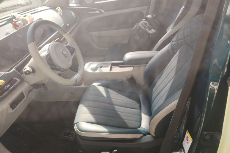 Used ORA Good Cat 2021 500km Long-Range Poseidon Edition Lithium-Ion Battery Left Front Seat
