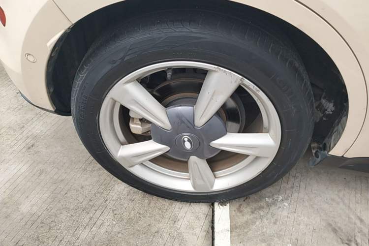 Used ORA Good Cat 2021 400km Standard Range Athena Edition Lithium Iron Phosphate Right Rear Wheel Hub