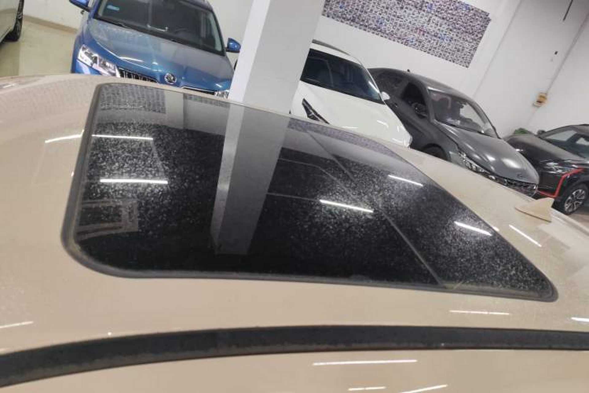 Used ORA Good Cat 2021 400km Standard Range Athena Edition Lithium-Ion Battery Roof