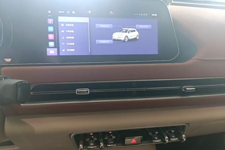 Used ORA Good Cat 2022 400km Standard Range Premium Version Lithium Iron Phosphate Audio And AC Panel