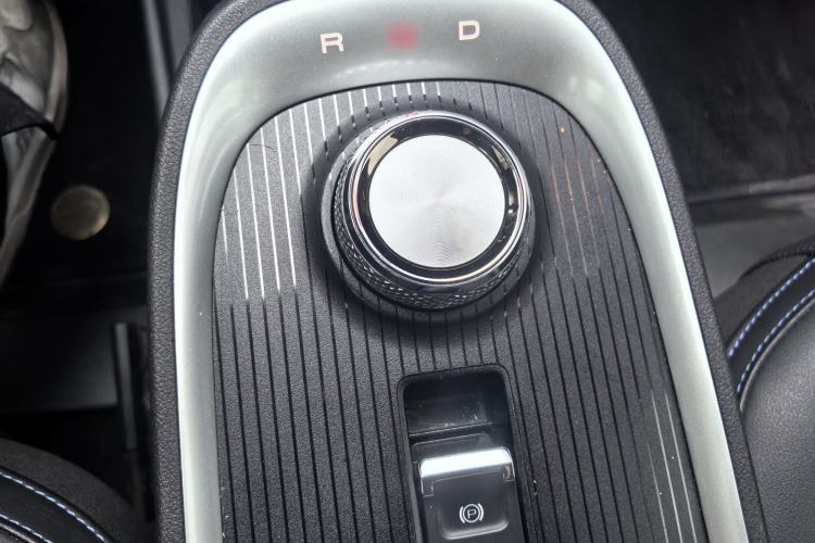Used ORA Good Cat 2022 400km Standard Range Premium Version Lithium Iron Phosphate Gear Lever
