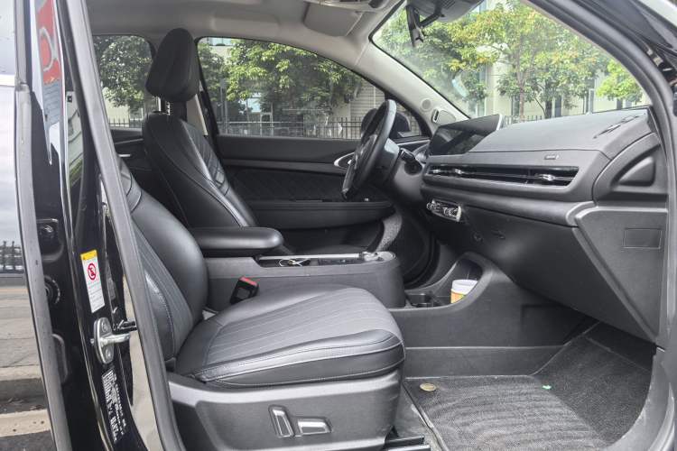 Used ORA Good Cat 2022 400km Standard Range Premium Version Lithium Iron Phosphate Interior 5
