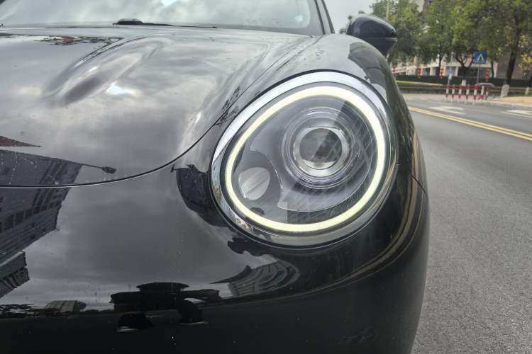 Used ORA Good Cat 2022 400km Standard Range Premium Version Lithium Iron Phosphate Left Front Headlight