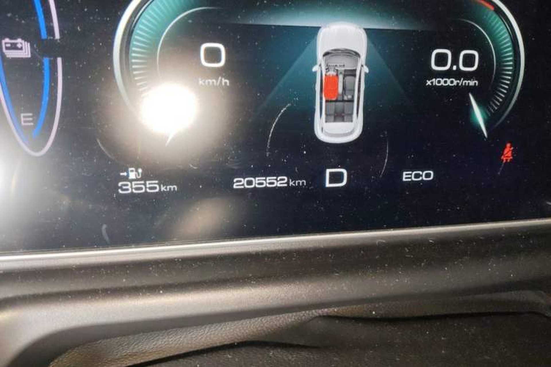 Used ORA Good Cat 2022 400km Standard Range Premium Version Lithium-Ion Battery Odometer Close Up