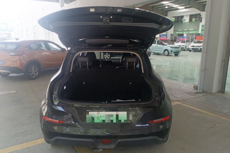 Used ORA Good Cat 2022 400km Standard Range Luxury Version Lithium Iron Phosphate Trunk