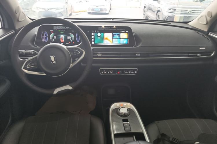 Used ORA Good Cat 2022 400km Standard Range Luxury Version Lithium Iron Phosphate Center Console