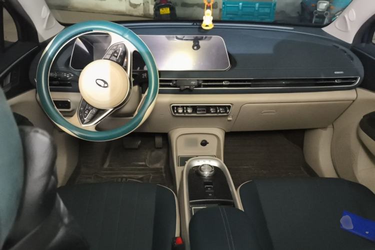 Used ORA Good Cat 2022 400km Standard Range Luxury Version Ternary Lithium Center Console