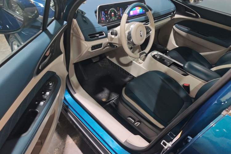 Used ORA Good Cat 2022 400km Standard Range Premium Version Lithium Iron Phosphate Driver Seat