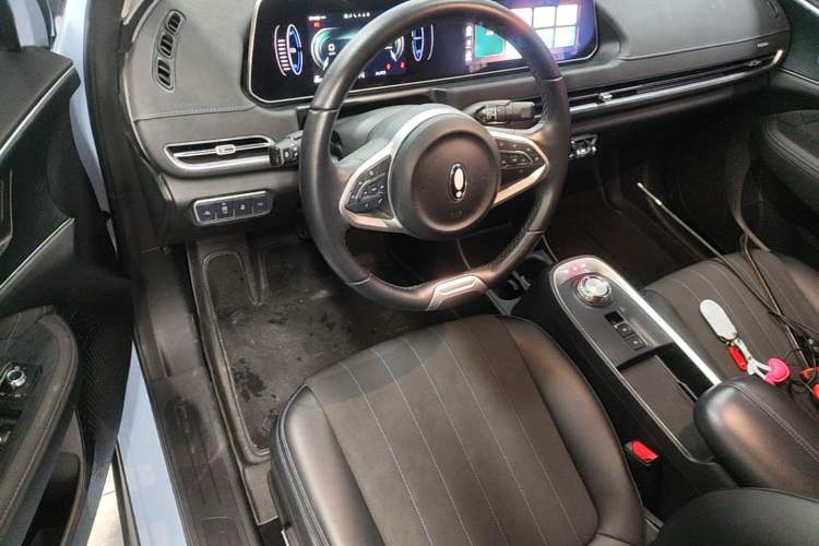 Used ORA Good Cat 2022 Morandi Edition 400km Standard Range Luxury Version Lithium Iron Phosphate Driver Seat