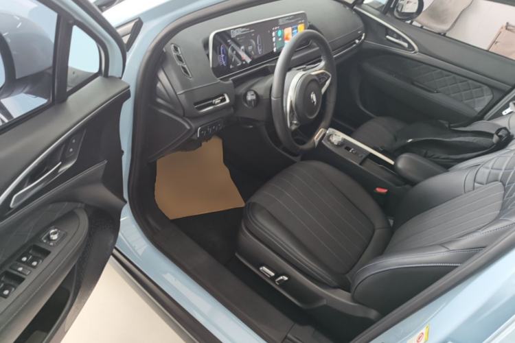 Used ORA Good Cat 2022 400km Standard Range Luxury Version Lithium Iron Phosphate Driver Seat