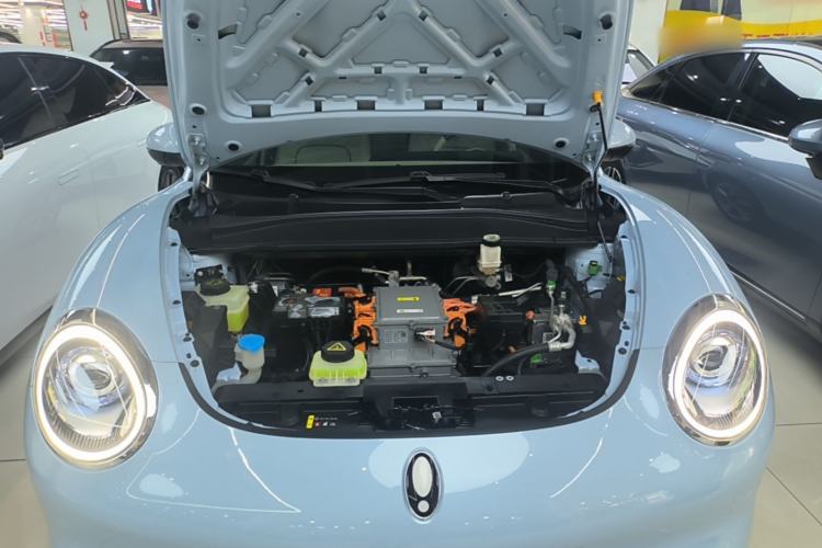 Used ORA Good Cat 2022 400km Standard Range Premium Version Lithium-Ion Battery Engine Bay