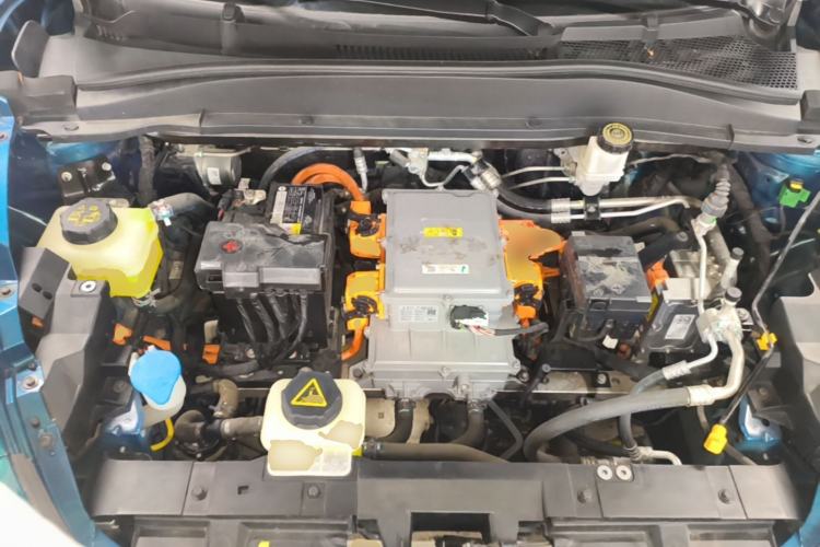 Used ORA Good Cat 2022 Morandi Edition 400km Standard Range Two-Week Young Enjoyment Version Lithium Iron Phosphate Engine Bay