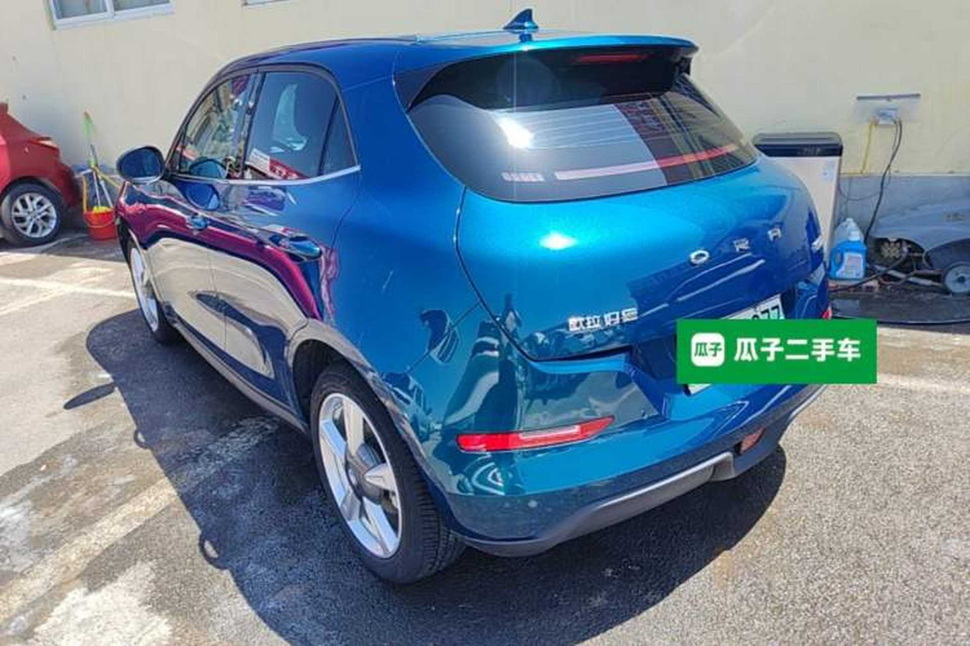 Used ORA Good Cat 2022 Morandi Edition 400km Standard Range Luxury Version Lithium-Ion Battery Exterior 2