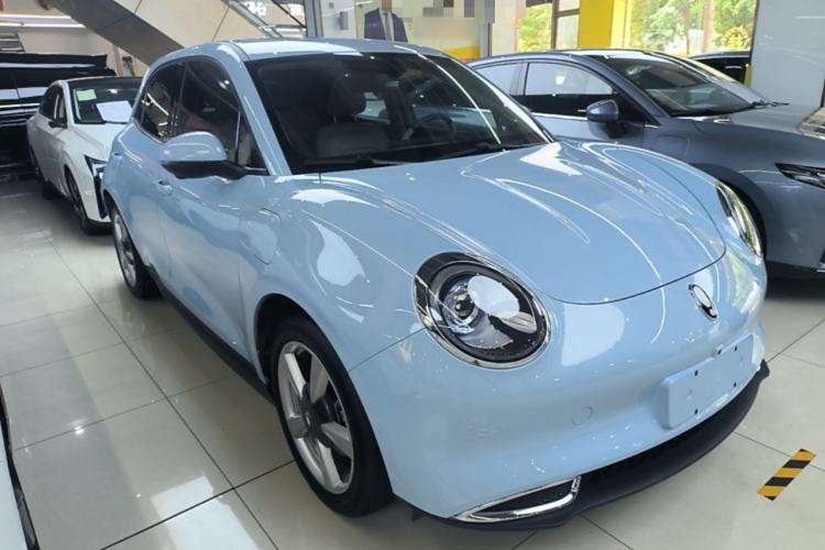 Used ORA Good Cat 2022 400km Standard Range Premium Version Lithium-Ion Battery Front Right 45 Deg