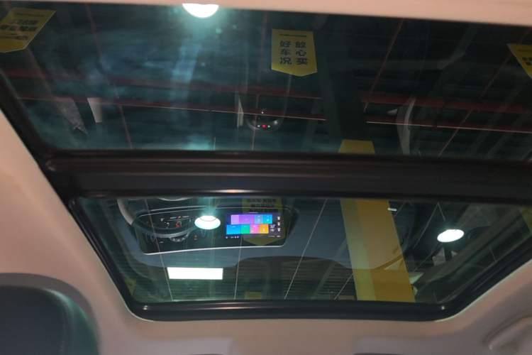 Used ORA Good Cat 2022 400km Standard Range Premium Version Lithium Iron Phosphate Headliner