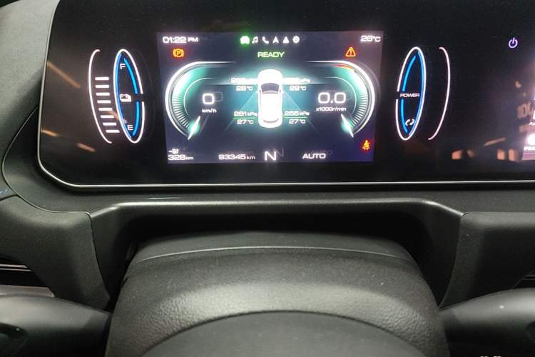 Used ORA Good Cat 2022 Morandi Edition 400km Standard Range Luxury Version Lithium Iron Phosphate Instrument Cluster