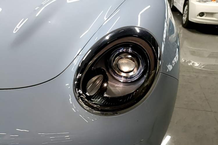 Used ORA Good Cat 2022 400km Standard Range Premium Version Lithium Iron Phosphate Left Front Headlight