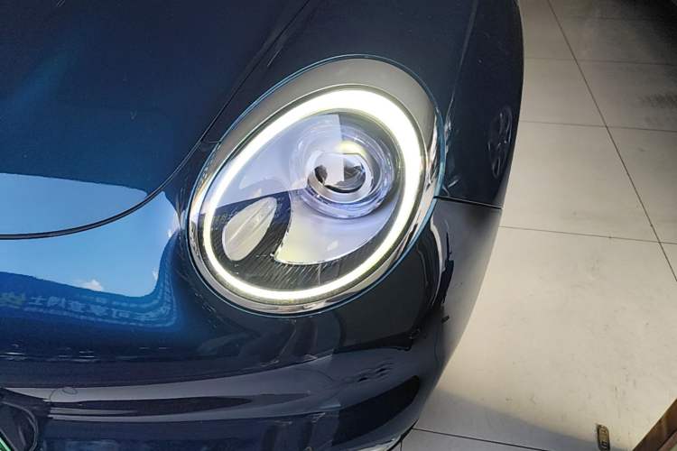 Used ORA Good Cat 2022 400km Standard Range Luxury Version Lithium Iron Phosphate Left Front Headlight