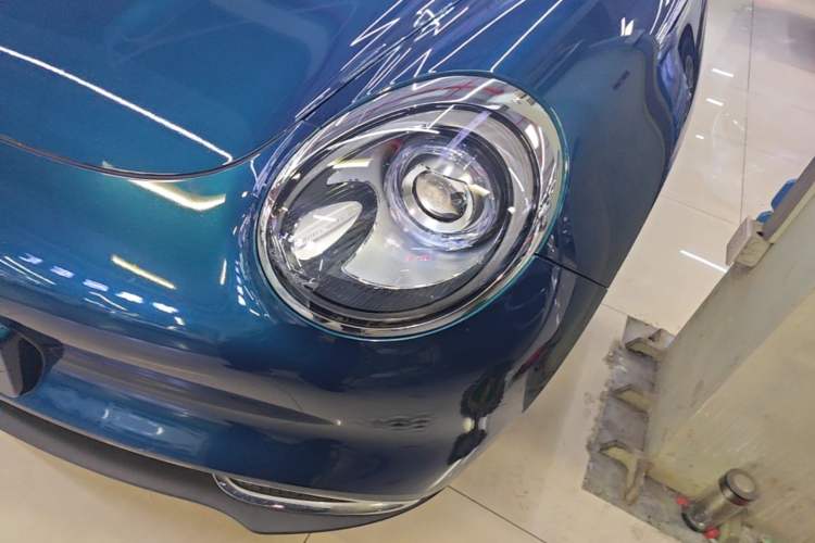 Used ORA Good Cat 2022 400km Standard Range Luxury Version Ternary Lithium Left Front Headlight