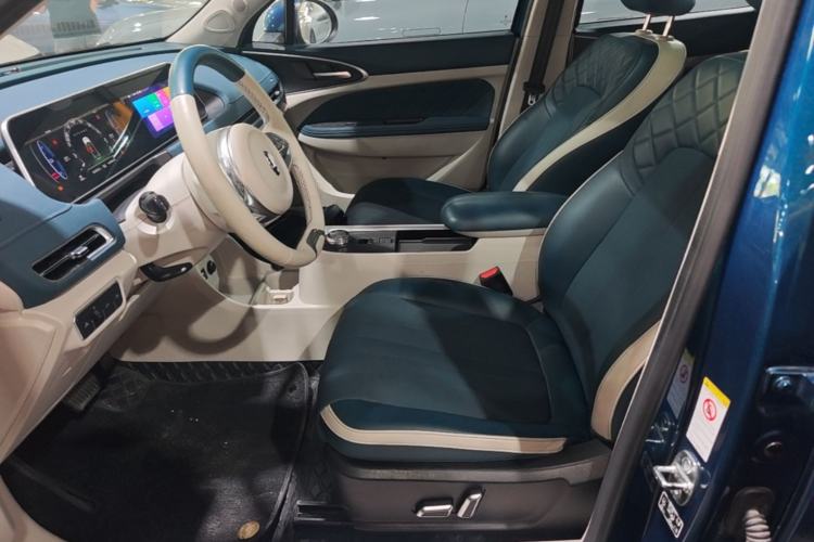 Used ORA Good Cat 2022 400km Standard Range Premium Version Lithium Iron Phosphate Left Front Seat