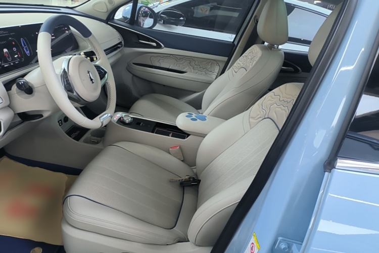 Used ORA Good Cat 2022 400km Standard Range Premium Version Lithium-Ion Battery Left Front Seat