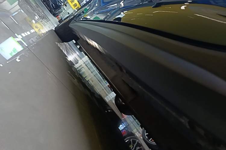Used ORA Good Cat 2022 400km Standard Range Premium Version Lithium Iron Phosphate Left Side Sill