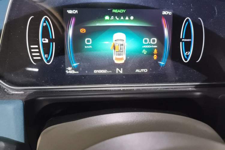 Used ORA Good Cat 2022 400km Standard Range Luxury Version Ternary Lithium Odometer Close Up