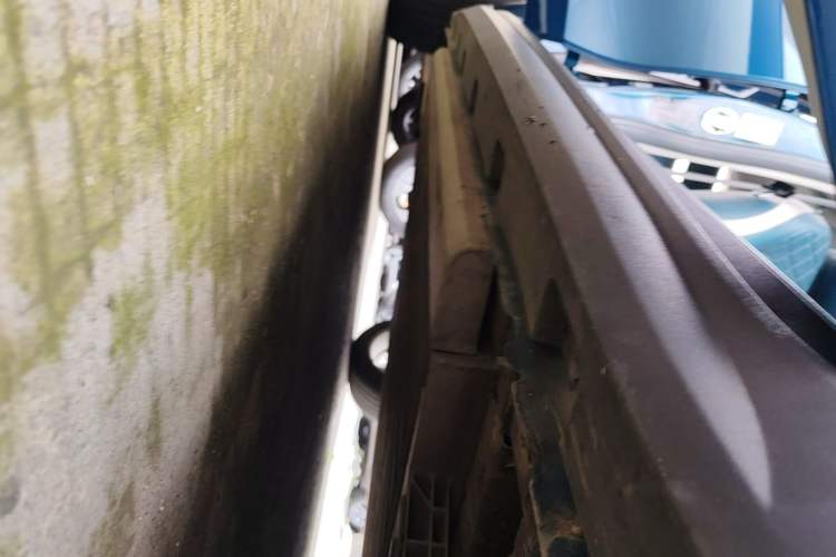 Used ORA Good Cat 2022 Morandi Edition 400km Standard Range Two-Week Young Enjoyment Version Lithium Iron Phosphate Right Side Sill