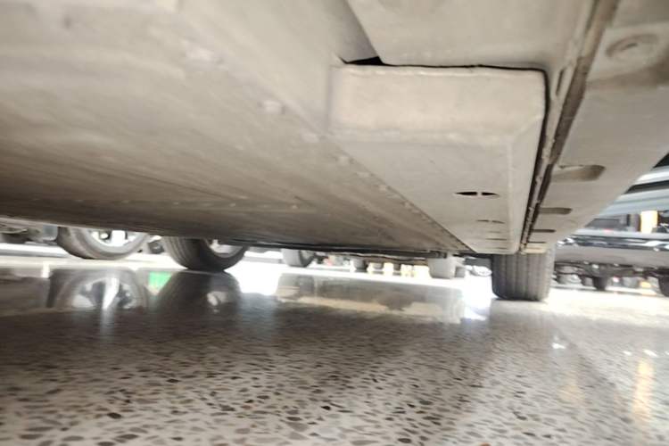 Used ORA Good Cat 2022 400km Standard Range Premium Version Lithium Iron Phosphate Right Side Sill