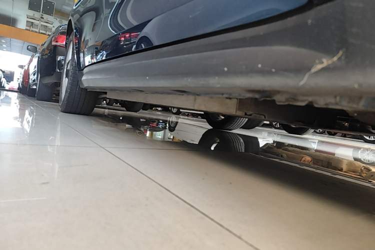 Used ORA Good Cat 2022 400km Standard Range Luxury Version Lithium Iron Phosphate Right Side Sill