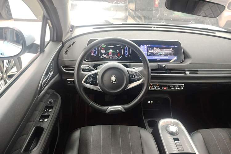 Used ORA Good Cat 2022 400km Standard Range Premium Version Lithium Iron Phosphate Steering Wheel