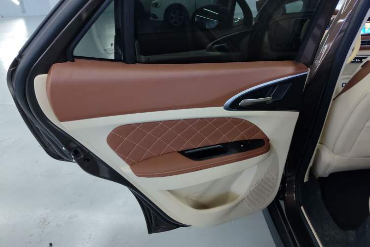 Used ORA Good Cat 2022 400km Standard Range Premium Version Lithium Iron Phosphate Interior 8