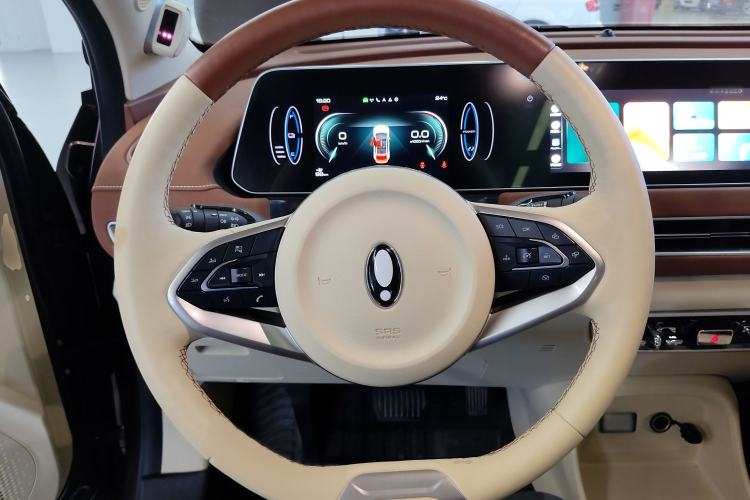 Used ORA Good Cat 2022 400km Standard Range Premium Version Lithium Iron Phosphate Steering Wheel