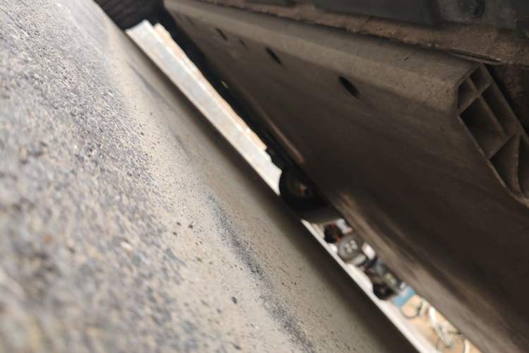 Used ORA Good Cat 2022 400km Standard Range Premium Version Lithium-Ion Battery Chassis Rear Left
