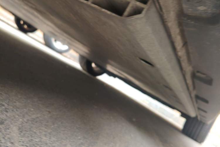 Used ORA Good Cat 2022 400km Standard Range Premium Version Lithium-Ion Battery Chassis Rear Right