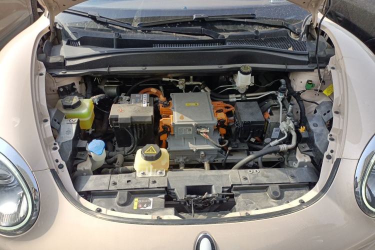 Used ORA Good Cat 2022 Morandi Edition 400km Standard Range Premium Version Lithium-Ion Battery Engine Bay