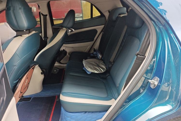 Used ORA Good Cat 2022 400km Standard Range Premium Version Lithium Iron Phosphate Left Rear Seat