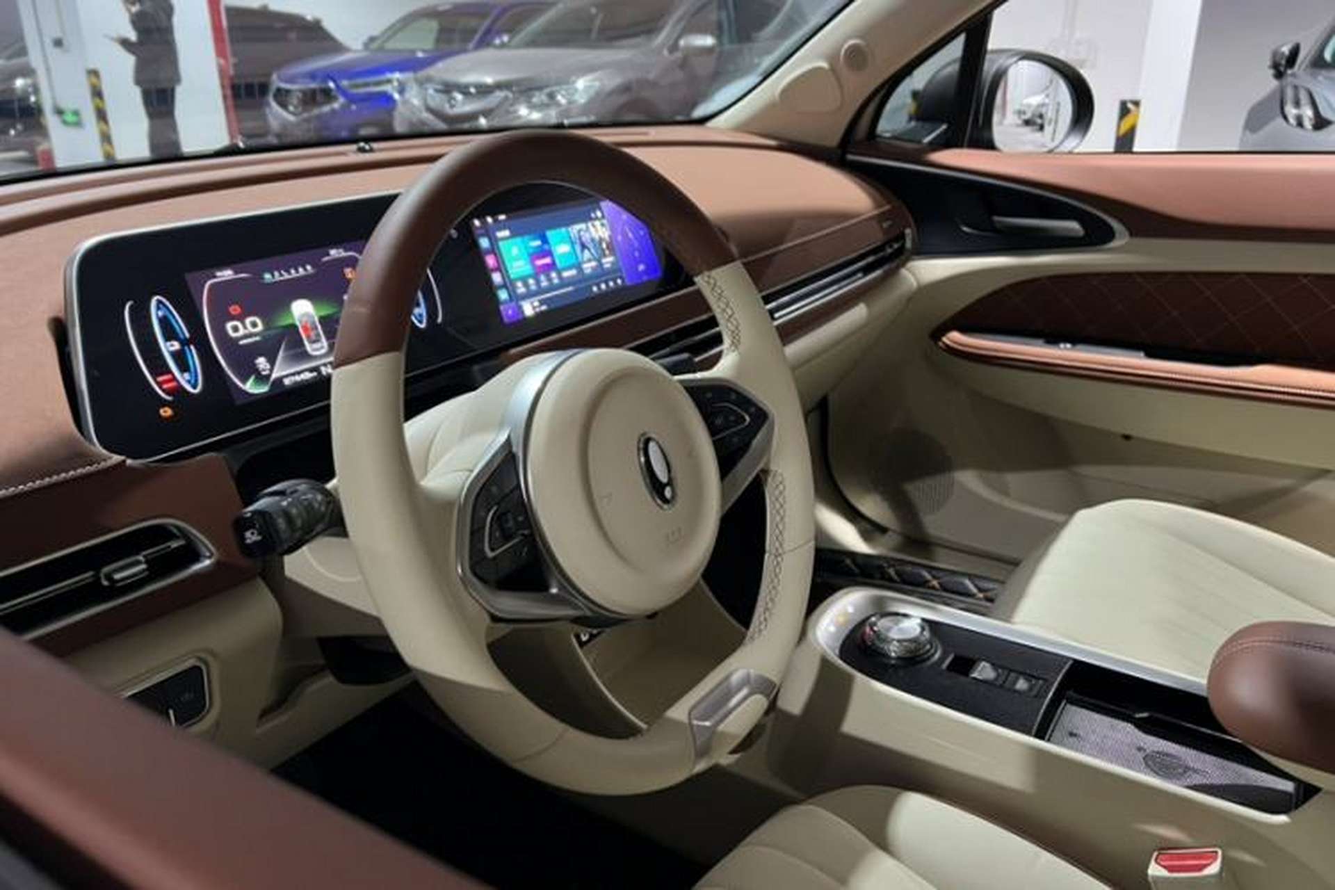 Used ORA Good Cat 2022 400km Standard Range Luxury Version Lithium Iron Phosphate Interior 4