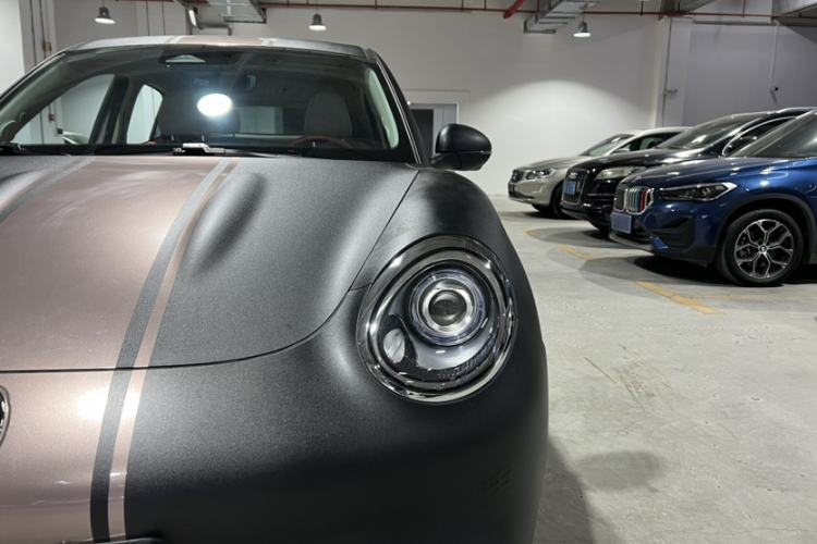 Used ORA Good Cat 2022 400km Standard Range Luxury Version Lithium Iron Phosphate Left Front Headlight
