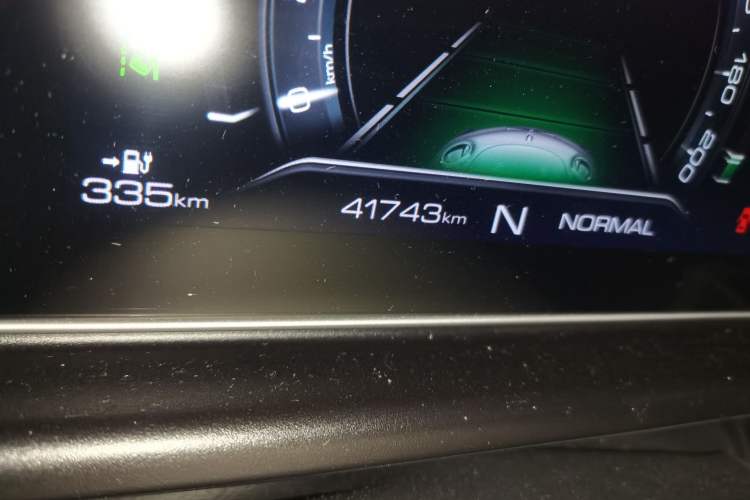 Used ORA Good Cat 2022 400km Standard Range Luxury Version Lithium Iron Phosphate Odometer Close Up