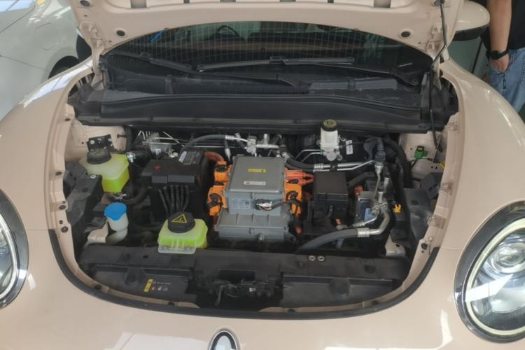 Used ORA Good Cat 2022 Morandi Edition 400km Standard Range Premium Version Lithium Iron Phosphate Engine Bay