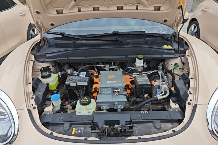 Used ORA Good Cat 2022 400km Standard Range Premium Version Lithium-Ion Battery Engine Bay