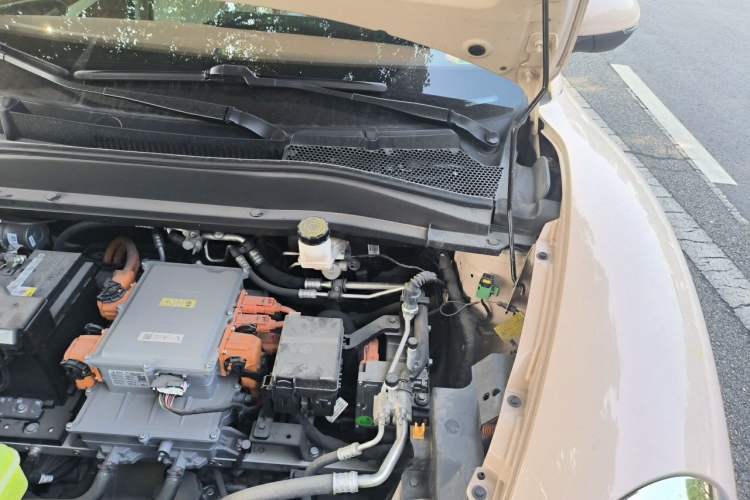 Used ORA Good Cat 2022 400km Standard Range Premium Version Lithium Iron Phosphate Engine Bay Left
