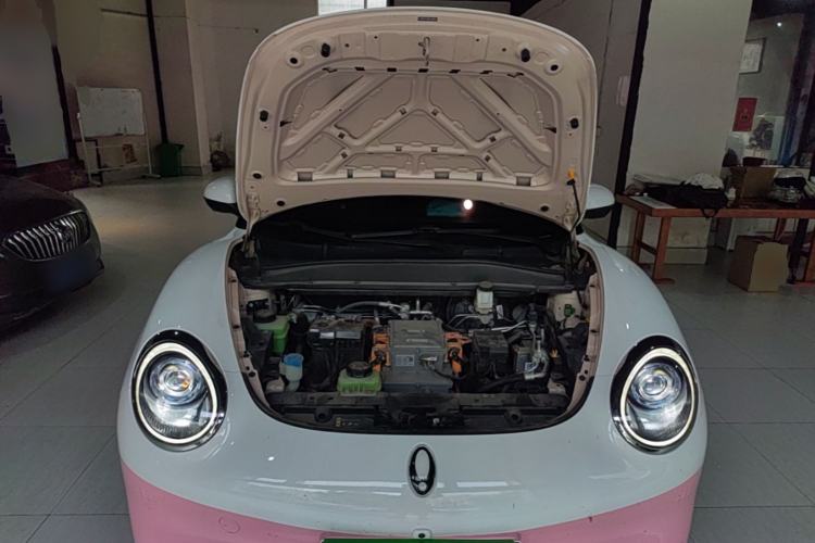Used ORA Good Cat 2022 400km Standard Range Luxury Version Lithium Iron Phosphate Engine Bay