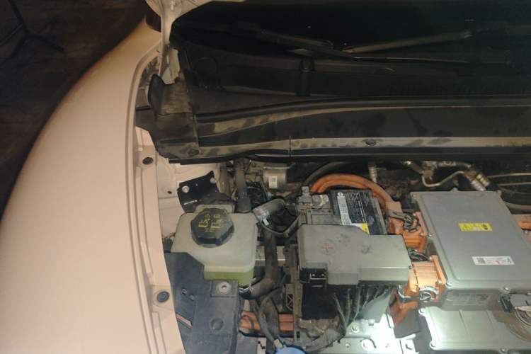 Used ORA Good Cat 2022 Morandi Edition 400km Standard Range Premium Version Lithium Iron Phosphate Engine Bay Right