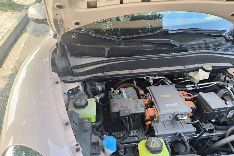 Used ORA Good Cat 2022 400km Standard Range Premium Version Lithium Iron Phosphate Engine Bay Right