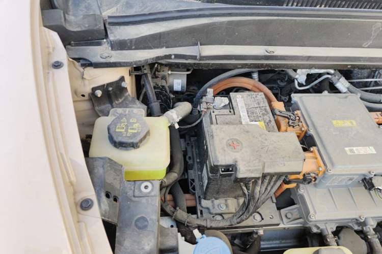 Used ORA Good Cat 2022 400km Standard Range Luxury Version Lithium Iron Phosphate Engine Bay Right