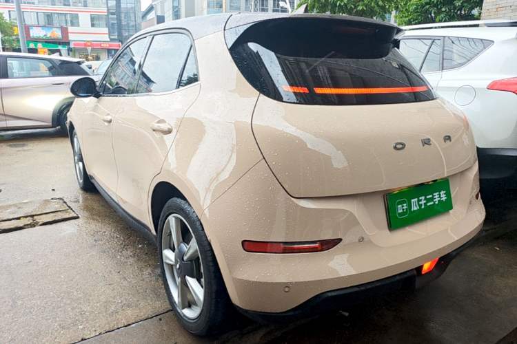 Used ORA Good Cat 2022 400km Standard Range Luxury Version Lithium Iron Phosphate Exterior 2