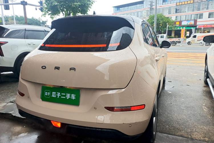Used ORA Good Cat 2022 400km Standard Range Luxury Version Lithium Iron Phosphate Exterior 3