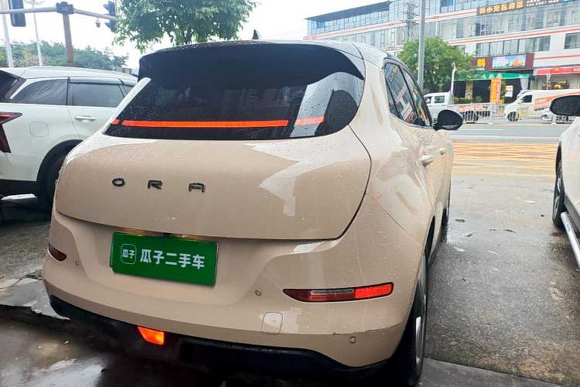 Used ORA Good Cat 2022 400km Standard Range Luxury Version Lithium Iron Phosphate Exterior 3